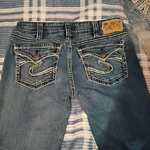 Silver Jeans Blue Denim with Embroidered Pockets